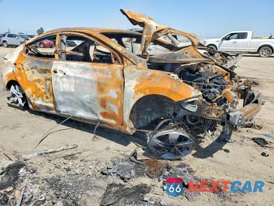 Czwarte zdjęcie samochodu z boku: 2013 HYUNDAI ELANTRA GLS VIN:KMHDH4AE9DU947026 - miniatura