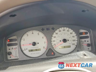 Zdjęcie 9 z 11 samochodu: 2000 TOYOTA COROLLA VE VIN:2T1BR12E2YC302209 - miniatura