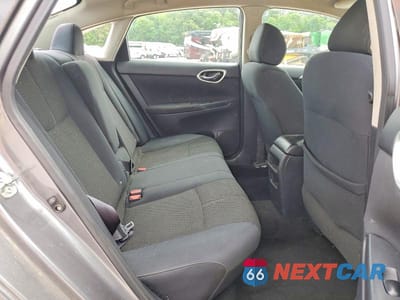 Zdjęcie 10 z 12 samochodu: 2015 NISSAN SENTRA S VIN:3N1AB7AP3FY294353 - miniatura