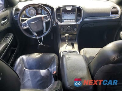 Zdjęcie 8 z 13 samochodu: 2011 CHRYSLER 300C VIN:2C3CA6CT0BH614567 - miniatura