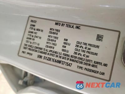 Zdjęcie 12 z 12 samochodu: 2022 TESLA MODEL 3 VIN:5YJ3E1EA4NF371547 - miniatura