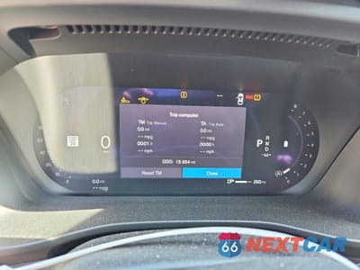 Zdjęcie 9 z 13 samochodu: 2025 VOLVO XC40 CORE VIN:YV4L12UJ2S2467773 - miniatura
