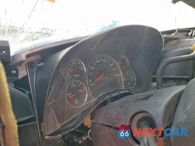 Zdjęcie 9 z 13 samochodu: 2017 CHEVROLET EXPRESS G2500 VIN:1GCWGAFF5H1169735 - miniatura