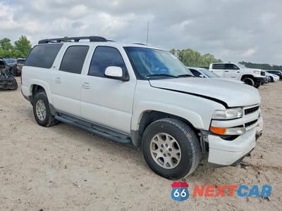 Czwarte zdjęcie samochodu z boku: 2003 CHEVROLET SUBURBAN K1500 VIN:3GNFK16Z63G199921 - miniatura