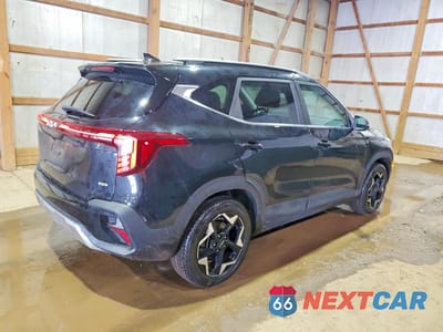 Trzecie zdjęcie samochodu z tyłu: 2024 KIA SELTOS EX VIN:KNDERCAA0R7506713 - miniatura