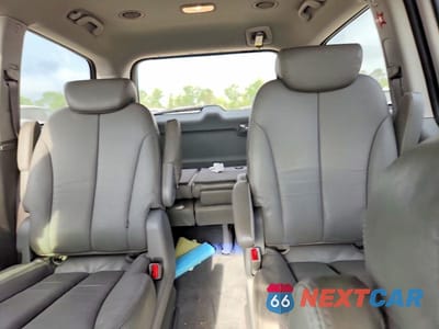 Zdjęcie 10 z 13 samochodu: 2009 KIA SEDONA LX VIN:KNDMB233596300303 - miniatura
