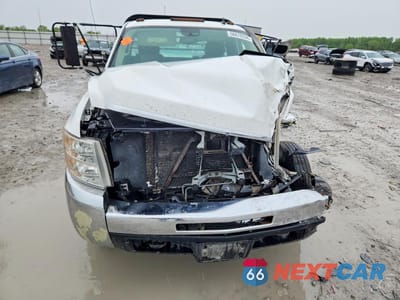 Piąte zdjęcie samochodu w środku: 2008 CHEVROLET SILVERADO C3500 VIN:1GBJC34KX8E151326 - miniatura