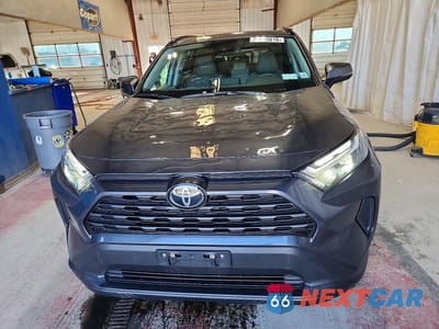 Piąte zdjęcie samochodu w środku: 2025 TOYOTA RAV4 XLE VIN:2T3P1RFV6SW615363 - miniatura