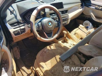 Zdjęcie 8 z 13 samochodu: 2016 BMW X1 XDRIVE28I VIN:WBXHT3C39G5E56387 - miniatura