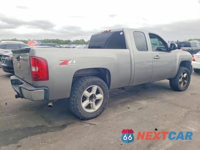 Trzecie zdjęcie samochodu z tyłu: 2007 CHEVROLET SILVERADO K1500 VIN:2GCEK19J171557435 - miniatura