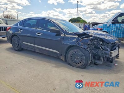 Czwarte zdjęcie samochodu z boku: 2017 NISSAN ALTIMA 2.5 S VIN:1N4AL3AP1HN314804 - miniatura