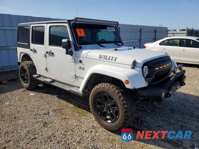 Czwarte zdjęcie samochodu z boku: 2018 JEEP WRANGLER UNLIMITED SPORT VIN:1C4BJWDG4JL910380 - miniatura