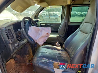 Zdjęcie 7 z 13 samochodu: 2014 CHEVROLET EXPRESS G2500 VIN:1GCWGFBA8E1214038 - miniatura
