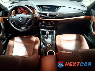 Zdjęcie 8 z 13 samochodu: 2014 BMW X1 XDRIVE28I VIN:WBAVL1C55EVY17028 - miniatura