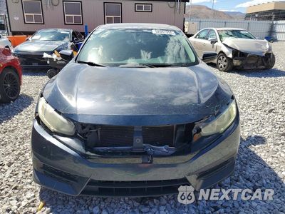Piąte zdjęcie samochodu w środku: 2017 HONDA CIVIC VIN:19XFC2E51HE011495 - miniatura