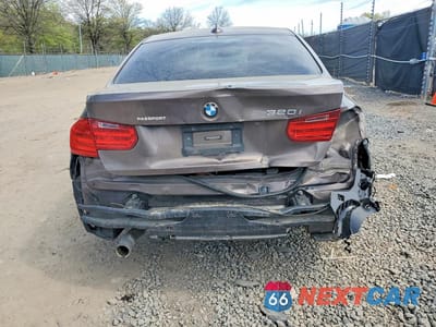 Zdjęcie 6 z 12 samochodu: 2014 BMW 320 I VIN:WBA3B1C52EK131234 - miniatura