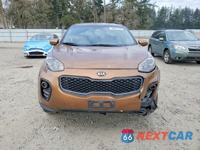 Piąte zdjęcie samochodu w środku: 2017 KIA SPORTAGE LX VIN:KNDPMCAC8H7282405 - miniatura