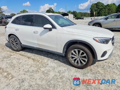 Czwarte zdjęcie samochodu z boku: 2025 MERCEDES-BENZ GLC 300 VIN:W1NKM4GB1SF296490 - miniatura