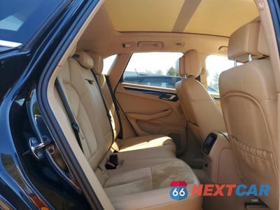 Zdjęcie 10 z 12 samochodu: 2015 PORSCHE MACAN S VIN:WP1AB2A59FLB55012 - miniatura