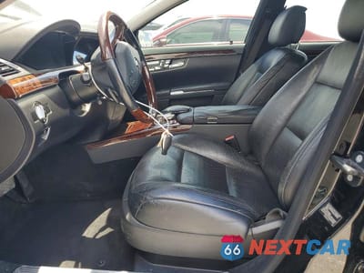 Zdjęcie 7 z 13 samochodu: 2013 MERCEDES-BENZ S 550 VIN:WDDNG7DB8DA510074 - miniatura