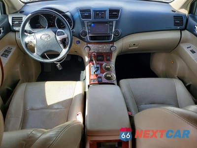 Zdjęcie 8 z 13 samochodu: 2013 TOYOTA HIGHLANDER HYBRID LIMITED VIN:JTEDC3EH0D2012678 - miniatura
