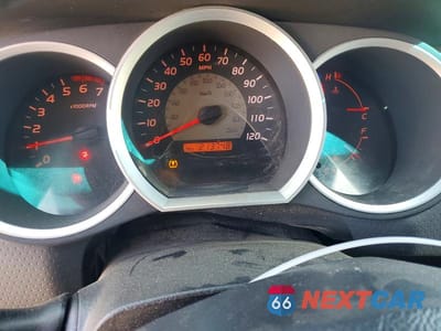 Zdjęcie 9 z 12 samochodu: 2008 TOYOTA TACOMA V6 VIN:3TMMU52N38M006007 - miniatura