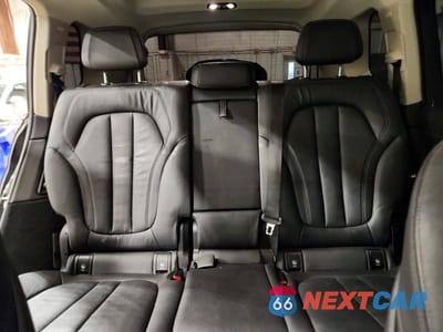 Zdjęcie 10 z 14 samochodu: 2021 BMW X7 XDRIVE40I VIN:5UXCW2C00M9F32614 - miniatura