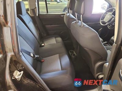 Zdjęcie 11 z 13 samochodu: 2010 JEEP COMPASS SPORT VIN:1J4NF1FB7AD675836 - miniatura