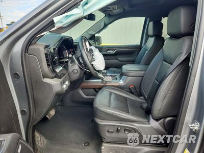 Zdjęcie 7 z 12 samochodu: 2025 GMC SIERRA C1500 SLT VIN:3GTPHDED6SG344795 - miniatura