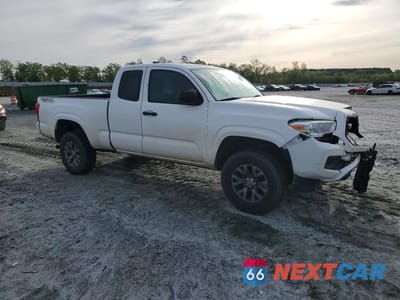 Czwarte zdjęcie samochodu z boku: 2020 TOYOTA TACOMA SR VIN:5TFRX5GN6LX179688 - miniatura