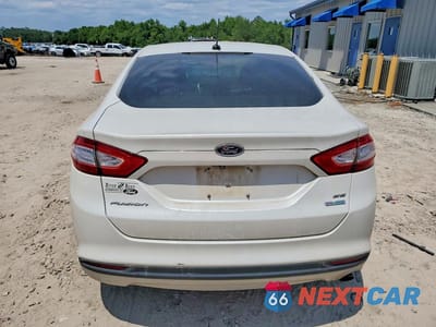 Zdjęcie 6 z 12 samochodu: 2014 FORD FUSION SE VIN:3FA6P0HD6ER167442 - miniatura