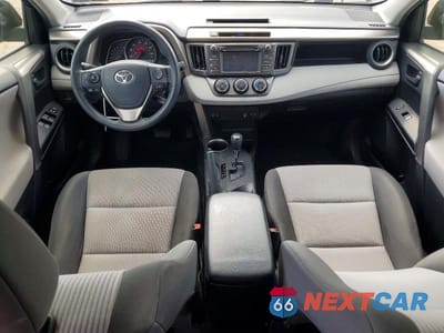 Zdjęcie 8 z 13 samochodu: 2015 TOYOTA RAV4 LE VIN:JTMBFREV7FD161558 - miniatura