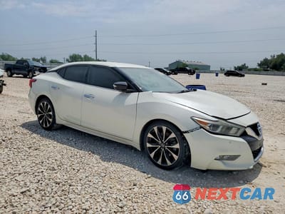 Czwarte zdjęcie samochodu z boku: 2018 NISSAN MAXIMA 3.5 SR VIN:1N4AA6AP7JC364681 - miniatura