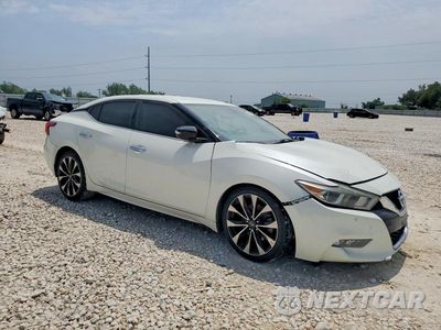 Czwarte zdjęcie samochodu z boku: 2018 NISSAN MAXIMA 3.5 SR VIN:1N4AA6AP7JC364681 - miniatura