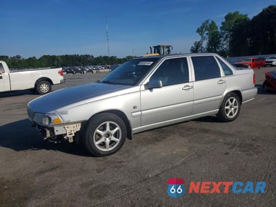 2000 VOLVO S70 BASE YV1LS61J5Y2637459 - główne zdjęcie licytacji z USA - miniatura
