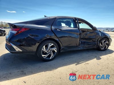 Trzecie zdjęcie samochodu z tyłu: 2025 HYUNDAI ELANTRA SEL SPORT VIN:KMHLM4DG9SU887850 - miniatura