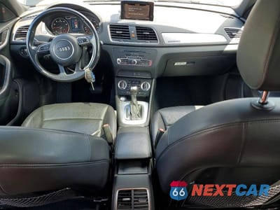 Zdjęcie 8 z 13 samochodu: 2015 AUDI Q3 PREMIUM PLUS VIN:WA1EFCFS0FR003977 - miniatura