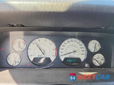 Zdjęcie 9 z 14 samochodu: 2002 JEEP GRAND CHEROKEE OVERLAND VIN:1J8GW68J12C183285 - miniatura