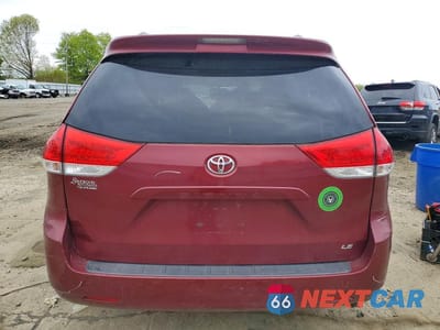 Zdjęcie 6 z 14 samochodu: 2011 TOYOTA SIENNA LE 8-PASSENGER VIN:5TDKK3DCXBS131493 - miniatura