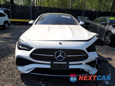 Piąte zdjęcie samochodu w środku: 2024 MERCEDES-BENZ CLE 300 4MATIC VIN:W1KMJ4HB9RF018430 - miniatura