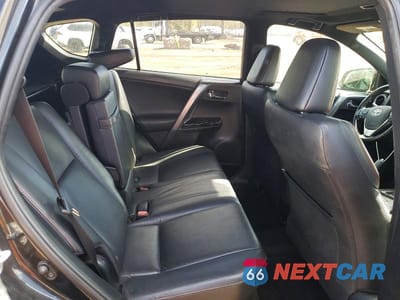 Zdjęcie 10 z 12 samochodu: 2017 TOYOTA RAV4 HV SE VIN:JTMJJREV0HD087400 - miniatura