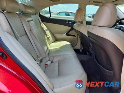 Zdjęcie 10 z 12 samochodu: 2011 LEXUS IS 250 VIN:JTHBF5C24B2101226 - miniatura