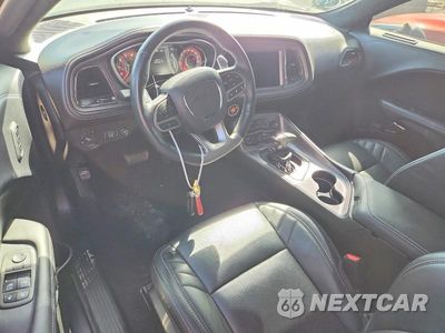 Zdjęcie 8 z 13 samochodu: 2023 DODGE CHALLENGER SRT HELLCAT VIN:2C3CDZC92PH605308 - miniatura
