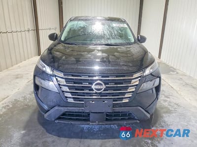 Piąte zdjęcie samochodu w środku: 2024 NISSAN ROGUE S VIN:5N1BT3AA0RC709785 - miniatura