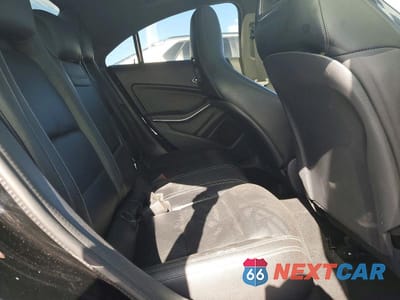 Zdjęcie 10 z 12 samochodu: 2017 MERCEDES-BENZ CLA 250 4MATIC VIN:WDDSJ4GB8HN410487 - miniatura