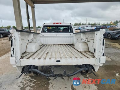 Zdjęcie 6 z 12 samochodu: 2020 CHEVROLET SILVERADO C1500 VIN:3GCNWAEF0LG306137 - miniatura