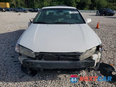 Piąte zdjęcie samochodu w środku: 1997 TOYOTA CAMRY LE VIN:4T1BG22K3VU150291 - miniatura
