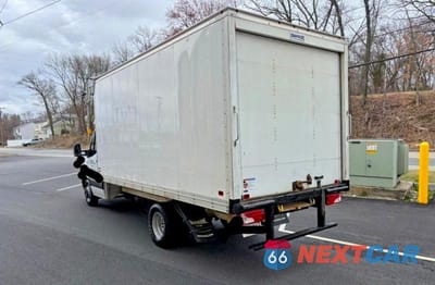 Trzecie zdjęcie samochodu z tyłu: 2021 MERCEDES-BENZ SPRINTER 4500 VIN:W1X9D33Y4MN133545 - miniatura