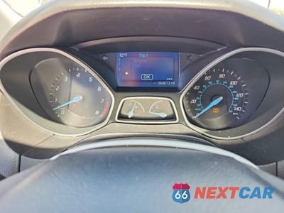 Zdjęcie 9 z 12 samochodu: 2013 FORD FOCUS SE VIN:1FADP3F25DL133421 - miniatura
