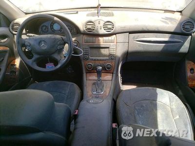 Zdjęcie 8 z 12 samochodu: 2005 MERCEDES-BENZ CLK 500 VIN:WDBTK75J55F156815 - miniatura